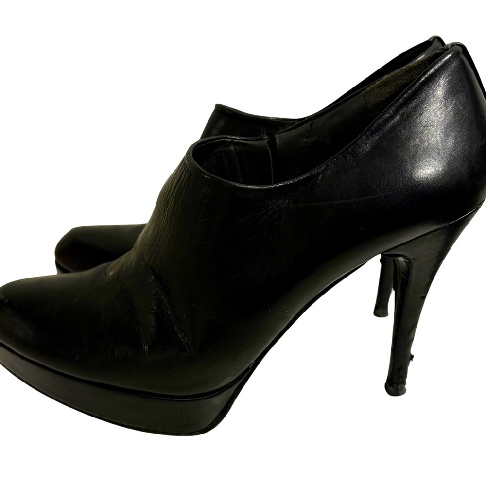 Stuart Weitzman ankle boots